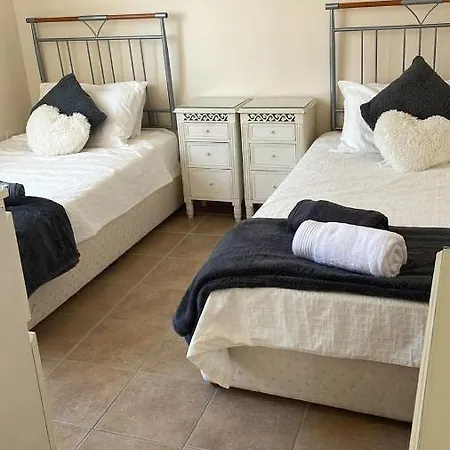 Bed & Breakfast Our Paradise Paralimni
